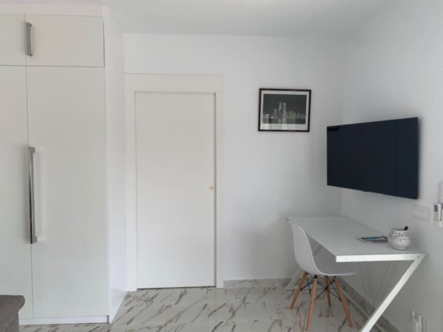 T2 Climatise + Parking 500 M Plage/centre Appartement Lloret de Mar