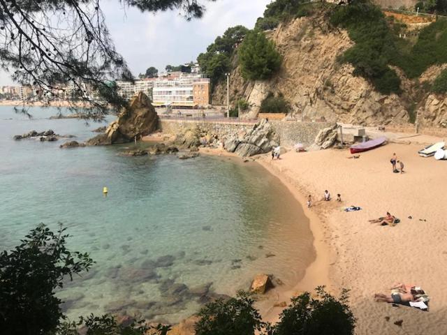 T2 Climatise + Parking 500 M Plage/centre Appartement Lloret de Mar
