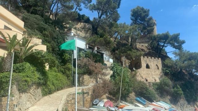 T2 Climatise + Parking 500 M Plage/centre *